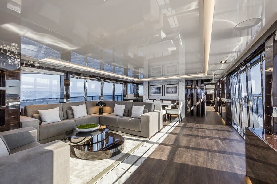 Saloon on the Pearl 95
